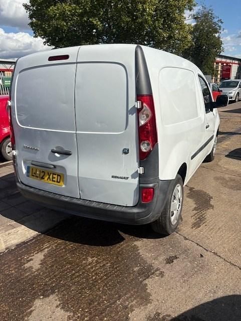 Used Renault Kangoo 44 kW (60 HP) 2012 White MPV
