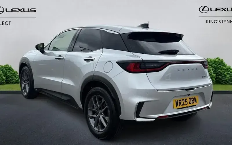 Used Lexus LBX 136 HP (100 kW) 2026 SUV