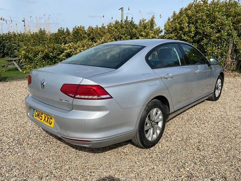 Used VW Passat S 120 HP (88 kW) 2015 Silver Sedan
