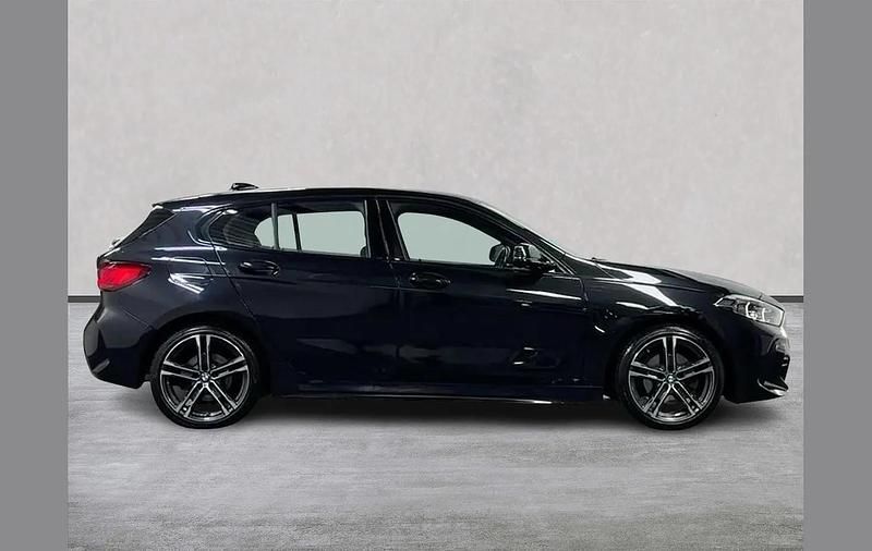 Used BMW 118 M Sport 134 HP (98 kW) 2022 Black Hatchback