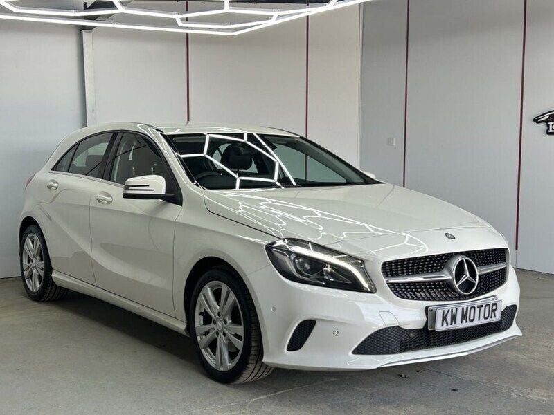 White Used 2016 Mercedes A160 Premium Hatchback | £10,484 (Fair price) - Image 1/4