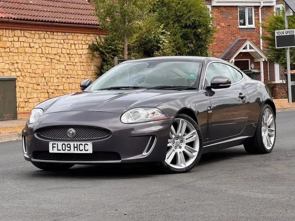 Used Jaguar XK Portfolio 385 HP (283 kW) 2009 Grey Coupe
