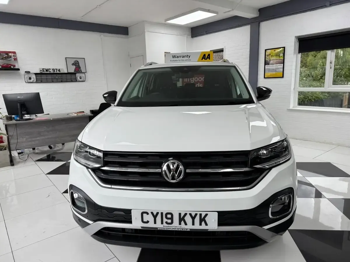 Used VW T-Cross Edition 115 HP (84 kW) 2019 White SUV