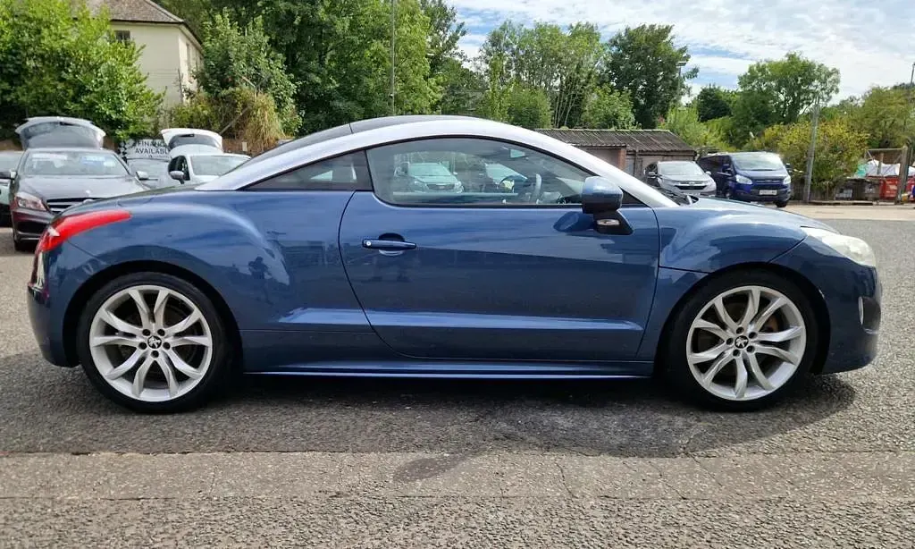 Used Peugeot RCZ GT 2011 Blue Coupe