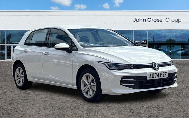 Used 2026 VW Golf VIII Life Hatchback | £20,695 (Super price) - Image 1/4