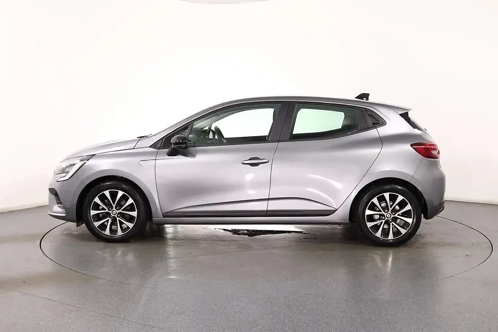 Używany Renault Clio V Evolution 2023 Szary Hatchback