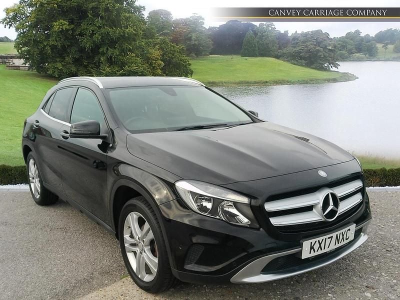 Black Used 2017 Mercedes GLA200 Executive SUV | £10,500 (Fair price) - Image 1/4