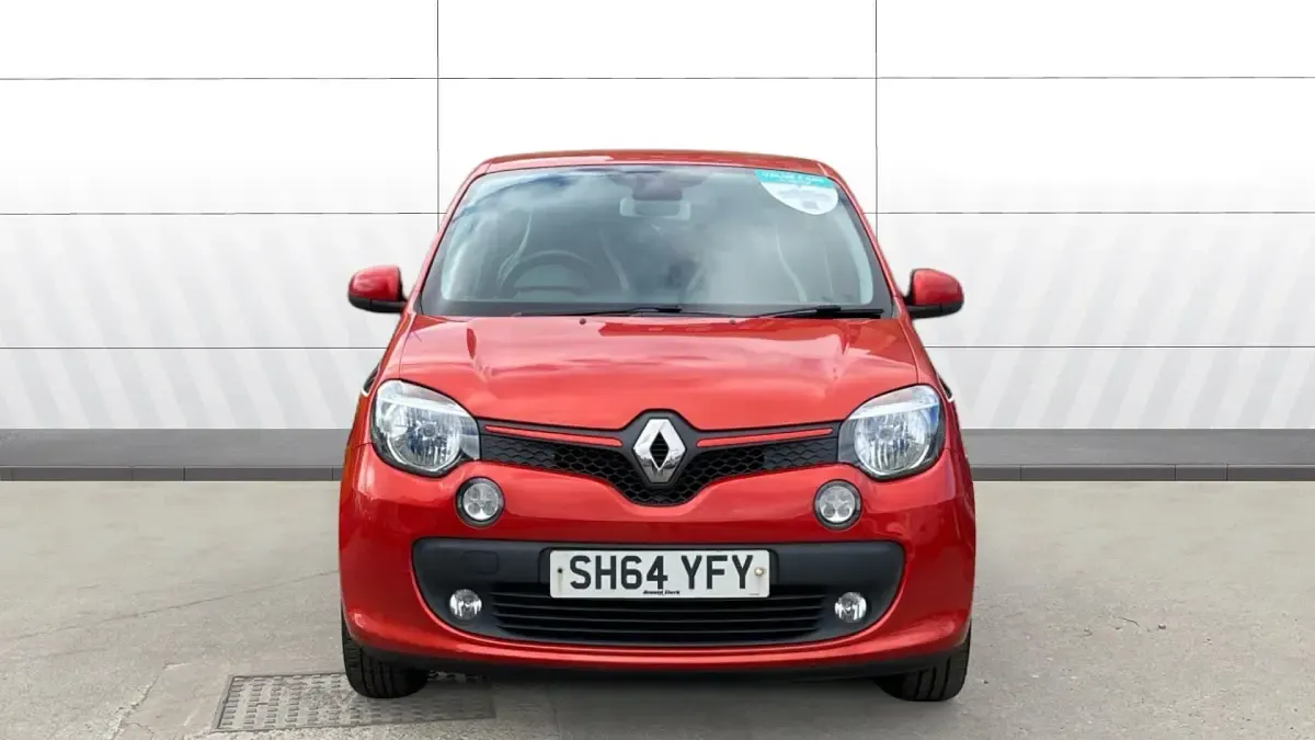 Used Renault Twingo Dynamique 90 HP (66 kW) 2014 Red Hatchback