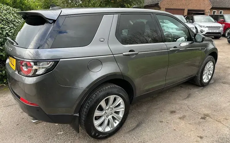 Second-hand Land Rover Discovery Sport SE 179 CP (131 kW) 2019 SUV
