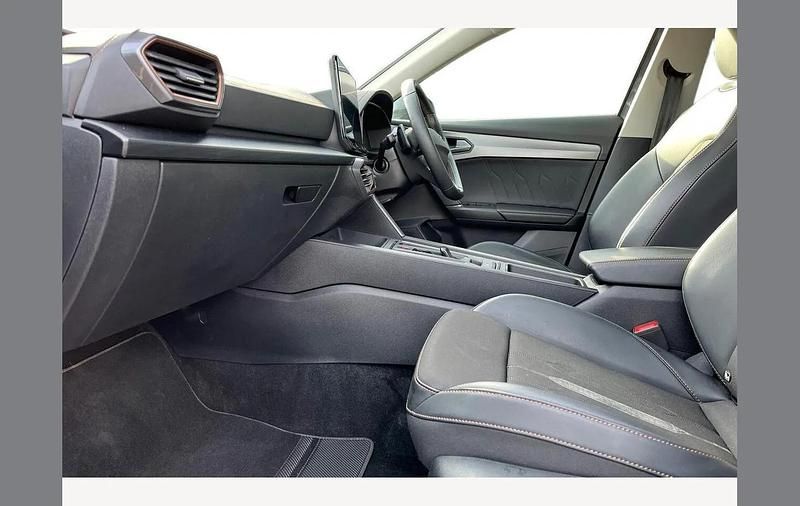Begagnad Cupra Formentor 150 HK (110 kW) 2023 Grå SUV