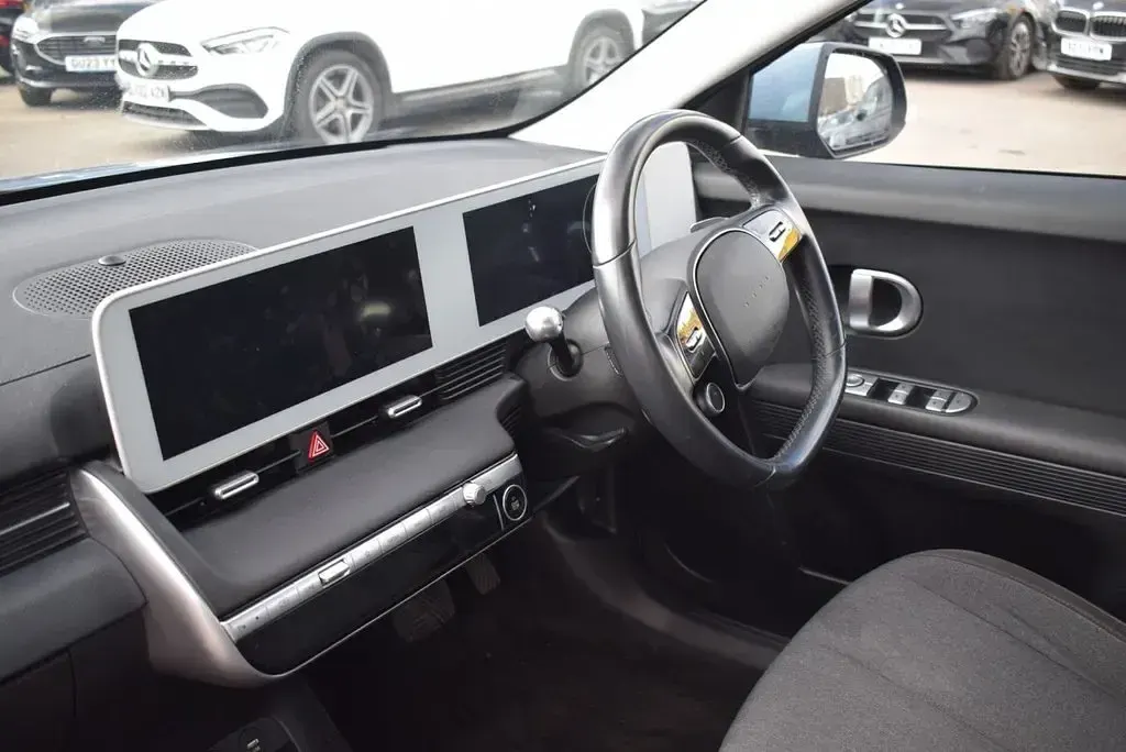 Used Hyundai Ioniq 5 SE 125 kW (170 HP) 2023 Blue SUV