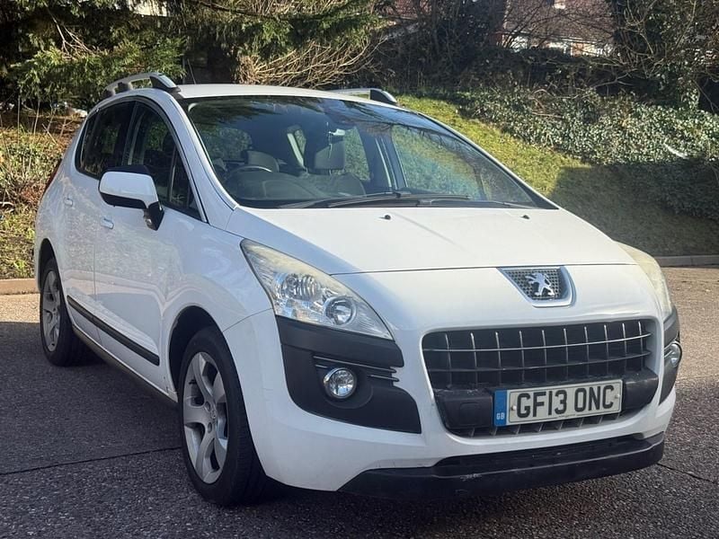 White Used 2013 Peugeot 3008 Active Hatchback | £2,450 (Fair price) - Image 1/4