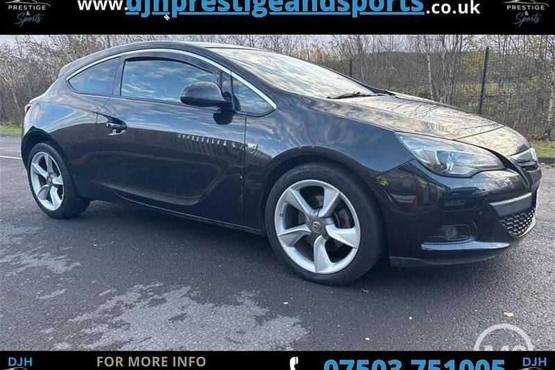 Used Vauxhall Astra GTC SRi 200 HP (147 kW) 2015 Coupe