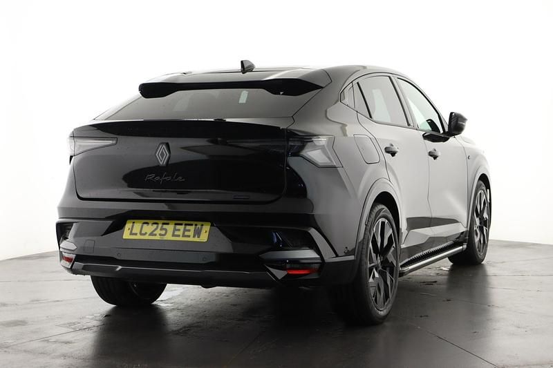 Used Renault Rafale Techno Esprit Alpine 200 HP (147 kW) 2025 Additional metallic  diamond black  SUV