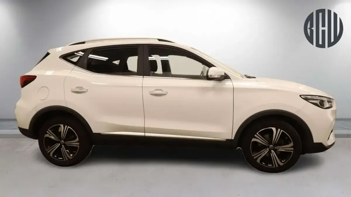 Used MG ZS Excite 106 HP (77 kW) 2023 White SUV