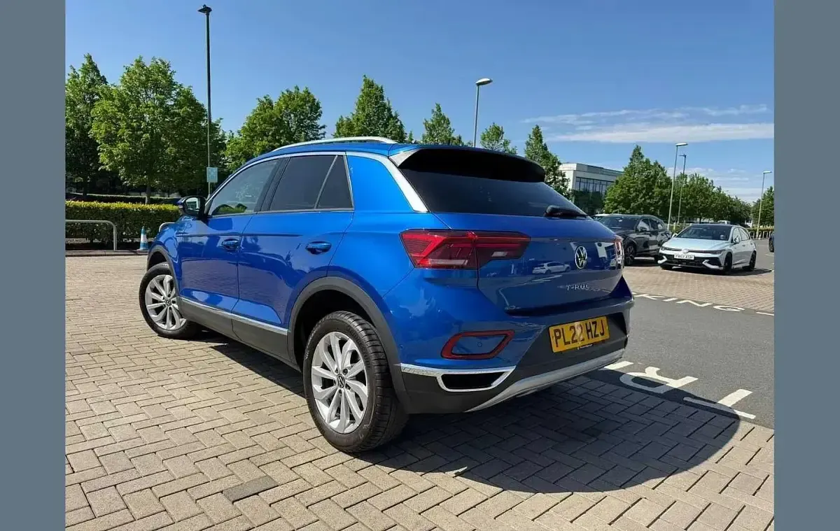 Used VW T-Roc Style 150 HP (110 kW) 2022 Blue SUV