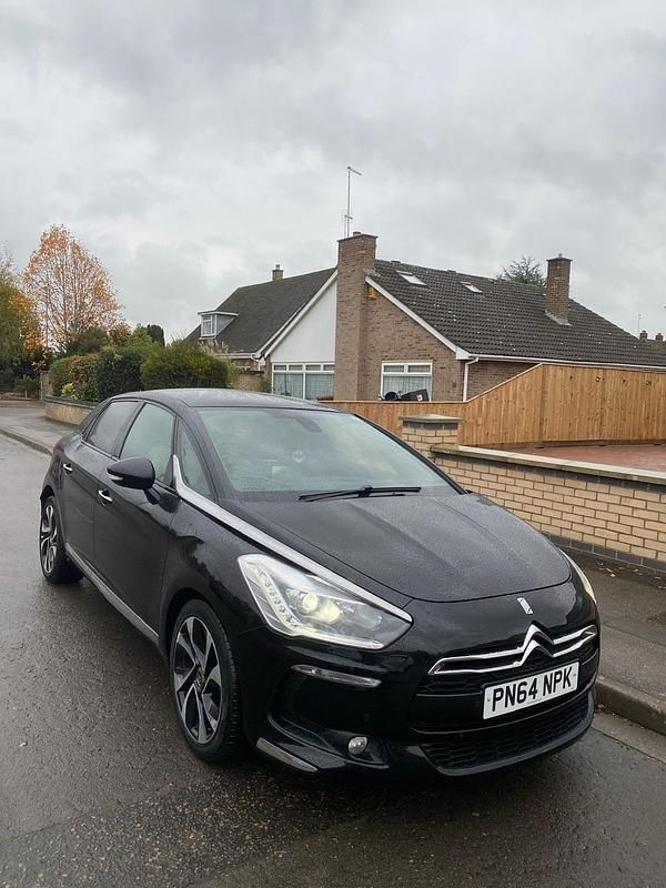 Used Citroën DS5 2014 Black Hatchback