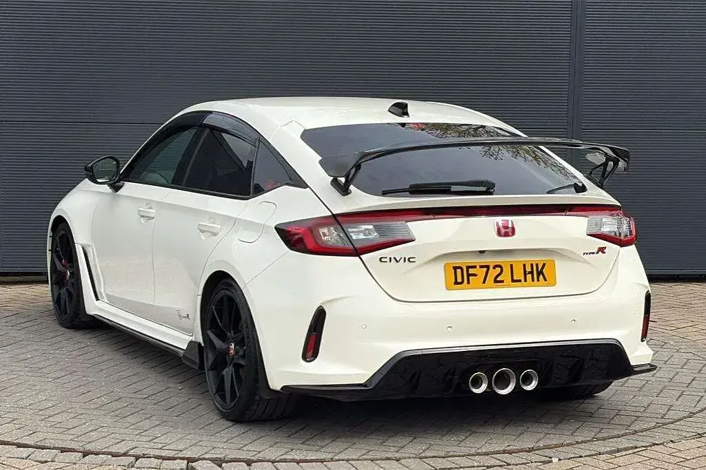 Używany Honda Civic Type R 324 KM (238 kW) 2023 Biały Hatchback