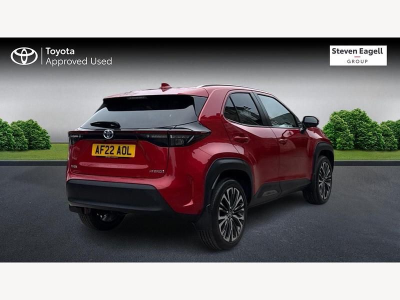 Used Toyota Yaris Hybrid 2022 Red Hatchback