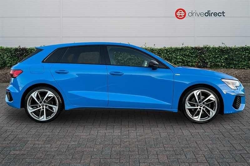 Used Audi A3 Advanced 2022 Blue Sedan