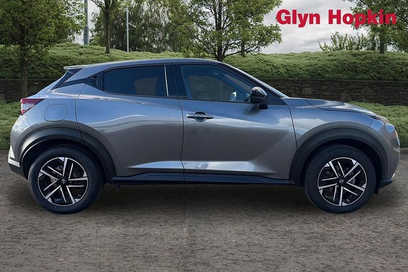 Used Nissan Juke N-Connecta 143 HP (105 kW) 2025 Grey SUV