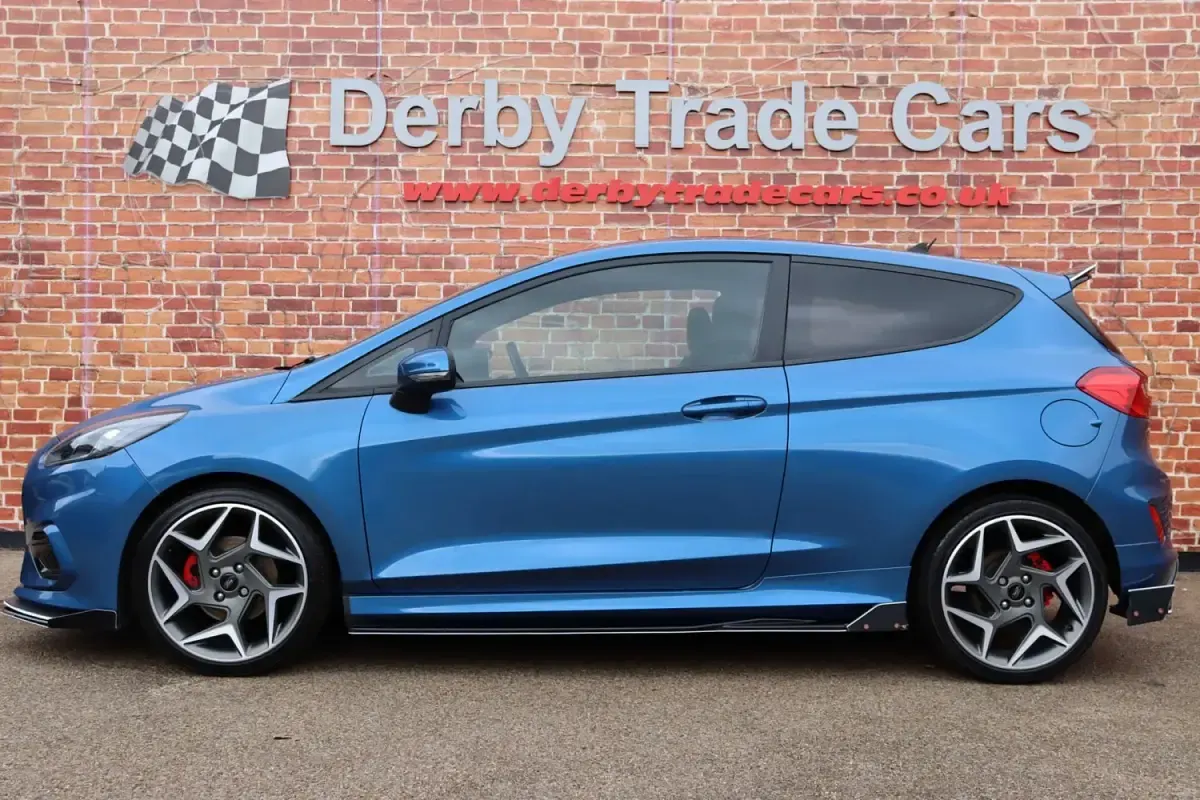 Second-hand Ford Fiesta ST 200 CP (147 kW) 2021 Albastru Hatchback