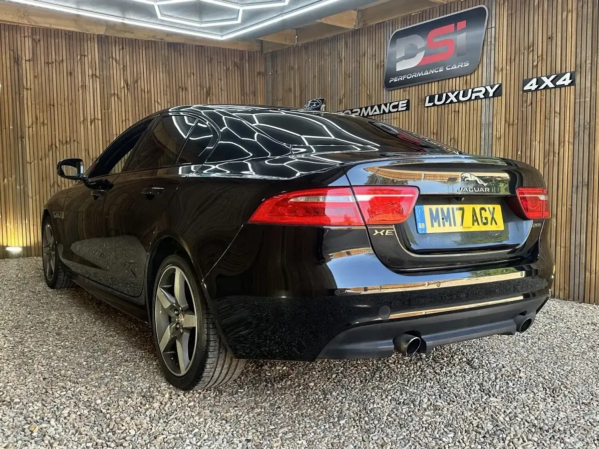 Used Jaguar XE Ingenium 200 HP (147 kW) 2017 Black Sedan