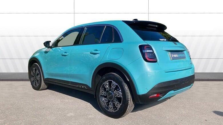 Used Fiat 600 101 HP (74 kW) 2025 Blue SUV