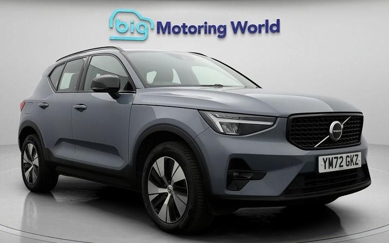 Used Volvo XC40 Plus 211 HP (155 kW) 2023 Grey SUV