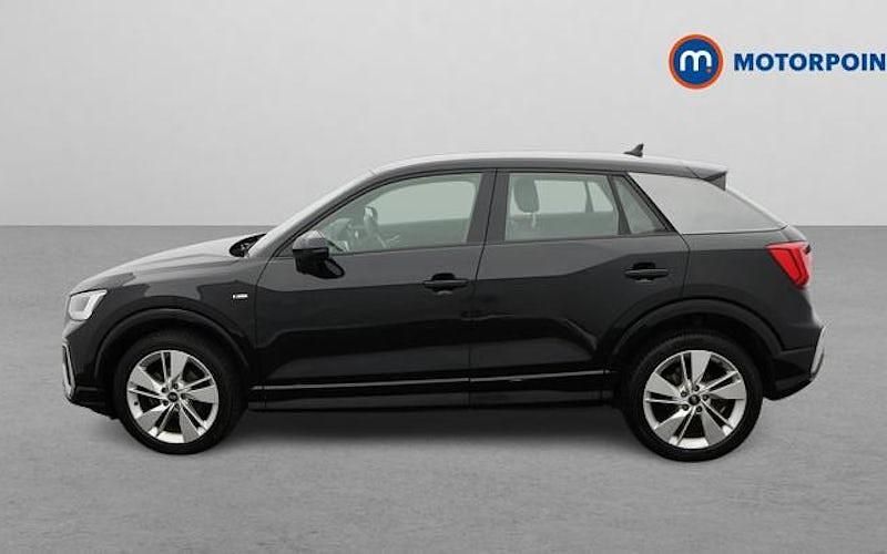 Second-hand Audi Q2 S-Line 150 CP (110 kW) 2026 SUV