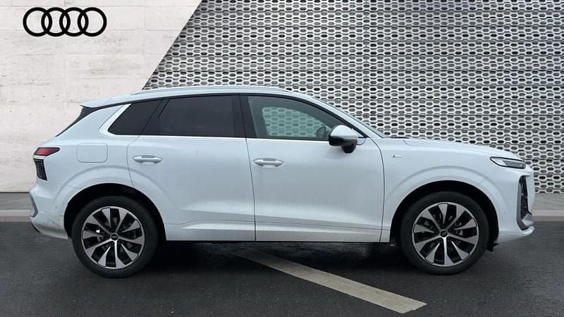 Used Audi Q3 S-Line 150 HP (110 kW) 2026 White SUV
