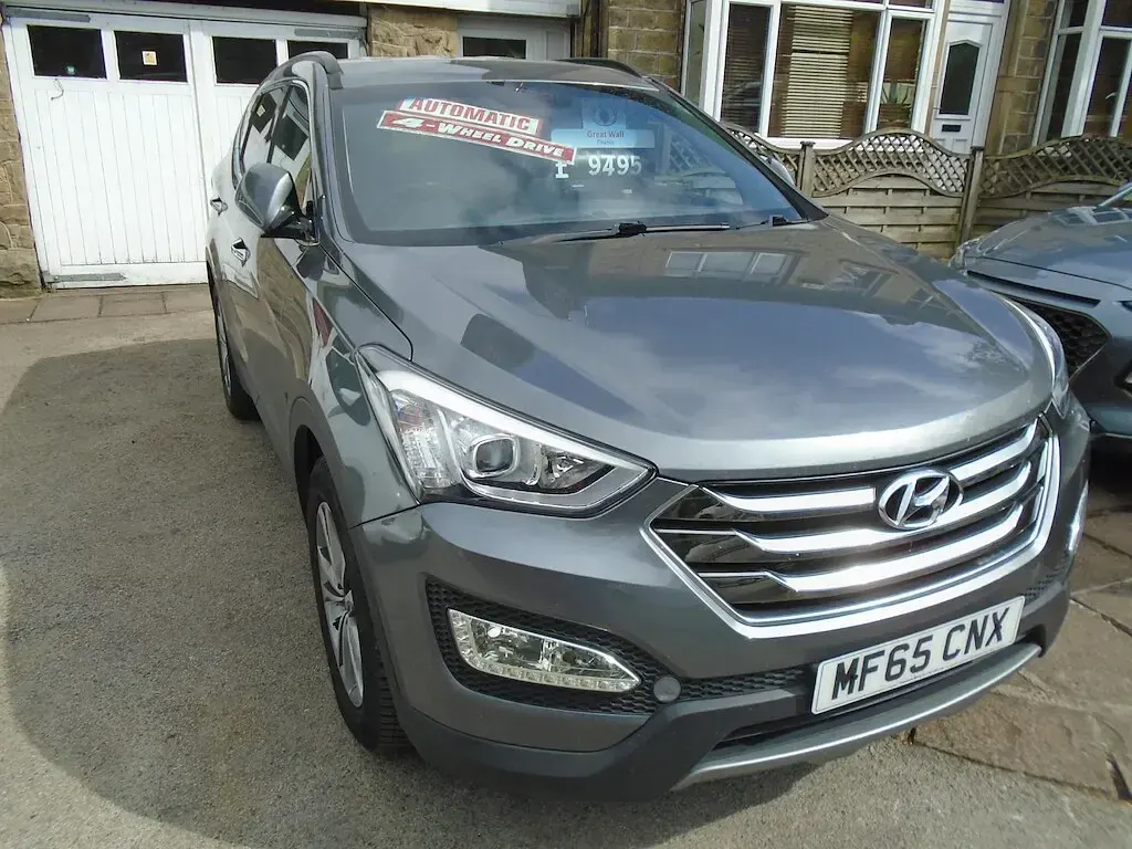 Used Hyundai Santa Fe Premium 194 HP (142 kW) 2015 Silver SUV