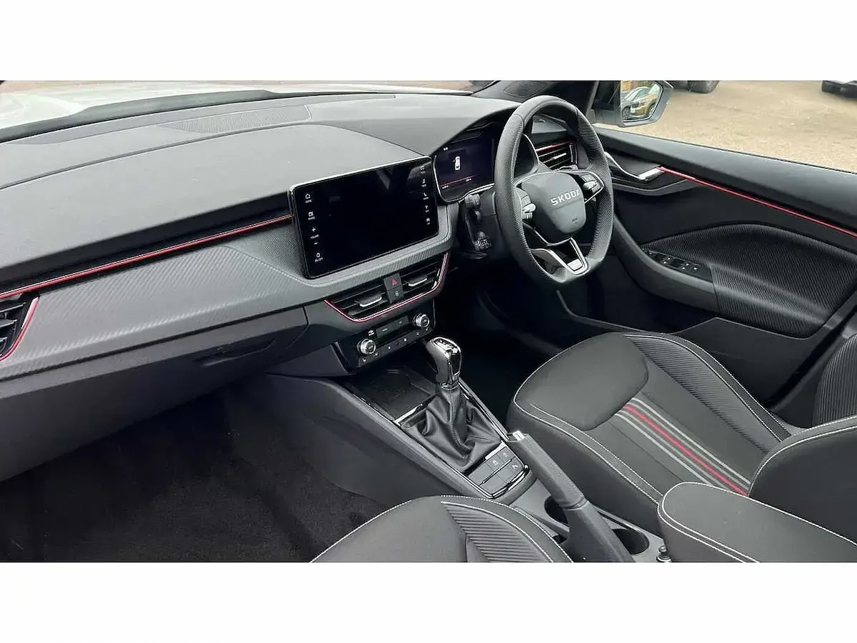 Usata Skoda Kamiq Monte Carlo 150 CV (110 kW) 2025 Bianco SUV