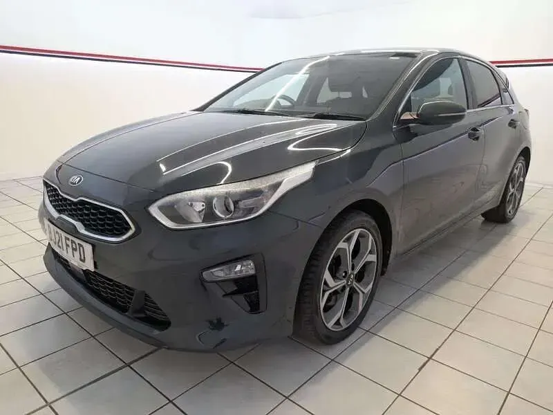 Used Kia Ceed 158 HP (116 kW) 2021 Grey Hatchback