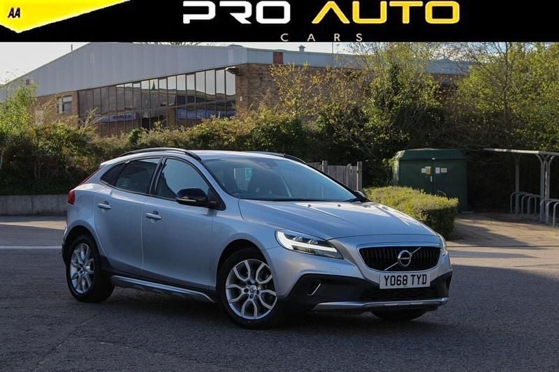 Used Volvo V40 Plus 2019 Silver Hatchback