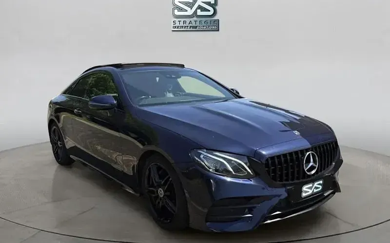 Käytetty Mercedes E220 AMG Line Premium 194 HP (142 kW) 2020 Coupe - kaksiovinen