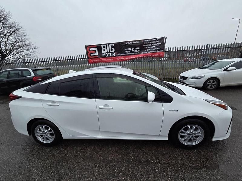 Used Toyota Prius Active 2025 White