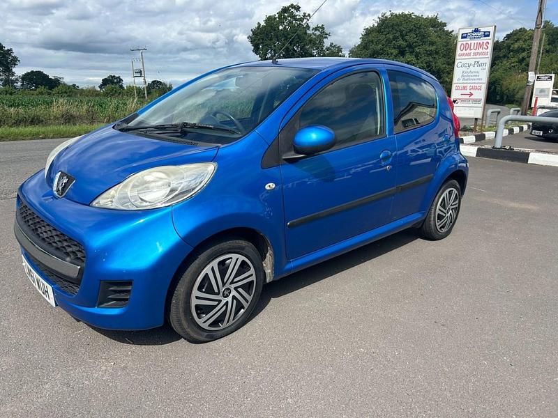 Blue Used 2011 Peugeot 107 Hatchback | £1,695 (Expensive) - Image 1/4