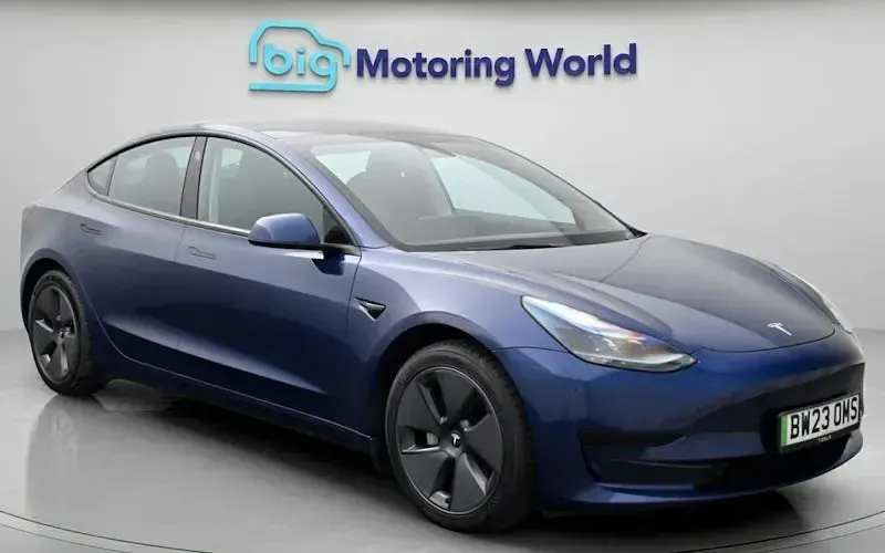 Used Tesla Model 3 Standard Range 222 kW (302 HP) 2023 Sedan
