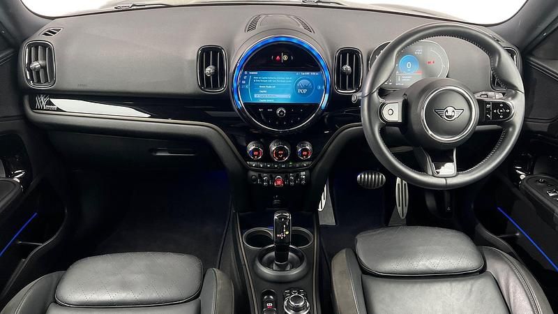 Used Mini Cooper Countryman 134 HP (98 kW) 2022 Black SUV