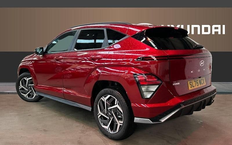 New Hyundai Kona Advanced 138 HP (101 kW) 2025 Abyss black SUV