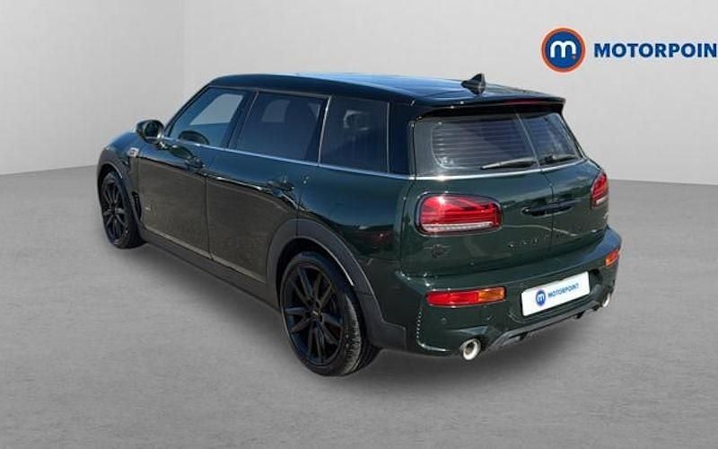 Used Mini John Cooper Works Clubman 306 HP (225 kW) 2021 Green Estate