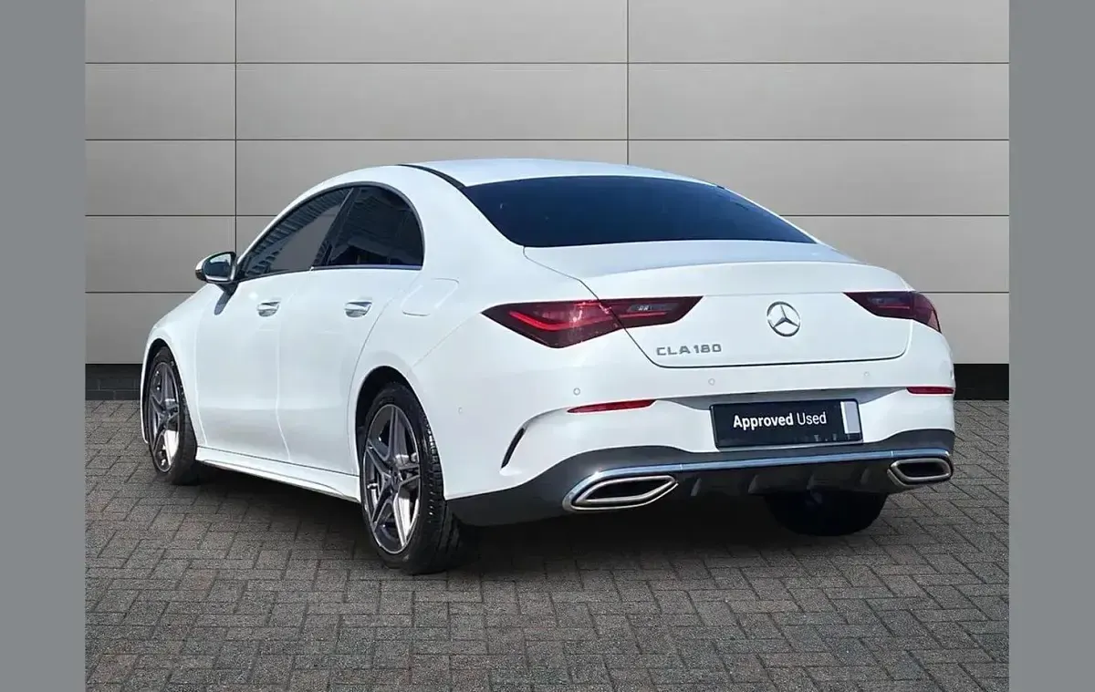 Used Mercedes CLA180 Executive 148 HP (108 kW) 2023 White Coupe