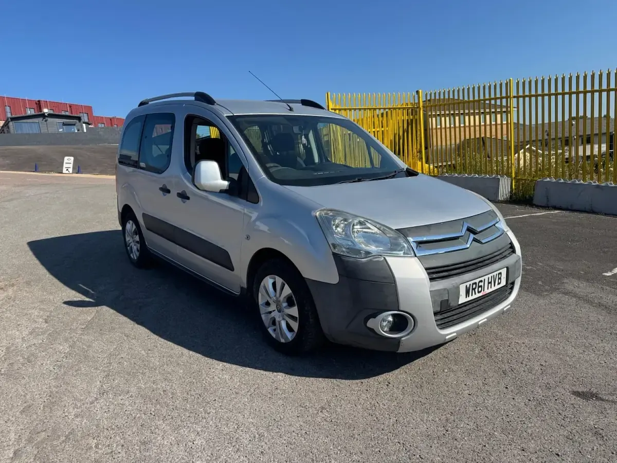 Used Citroën Berlingo XTR 110 HP (80 kW) 2011 Silver MPV