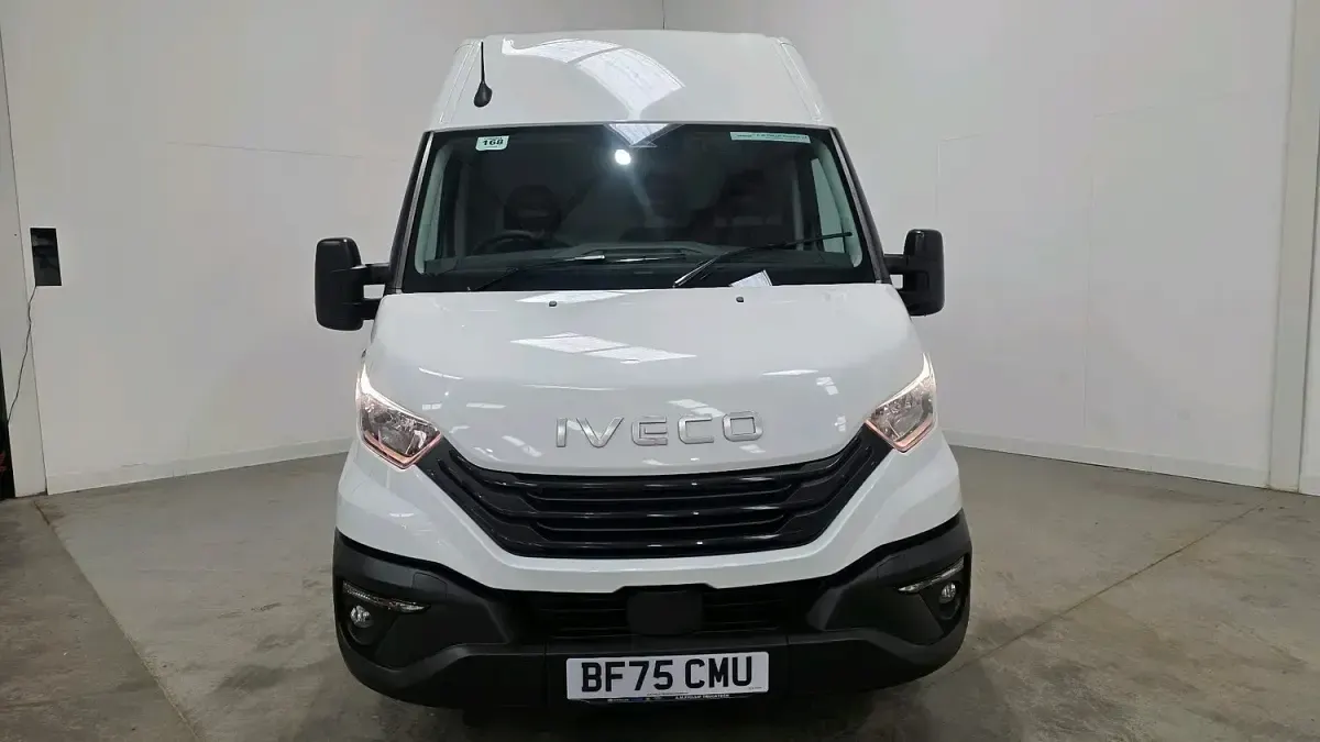Used Iveco Daily 2025 White Van