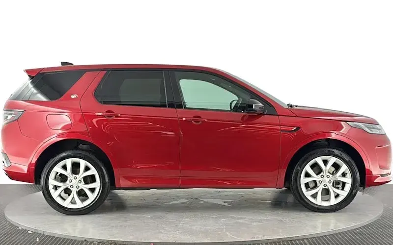 Used Land Rover Discovery 5 SE Dynamic 204 HP (150 kW) 2022 Red SUV