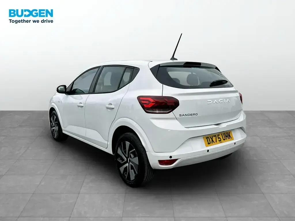 Used Dacia Sandero Expression 91 HP (66 kW) 2025 White Hatchback