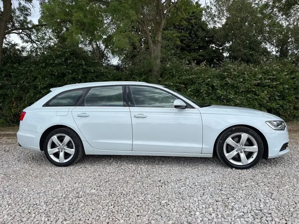 Used Audi A6 2014 White Estate