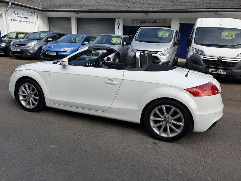 Używany Audi TT Sport 160 KM (117 kW) 2013 Biały Coupe
