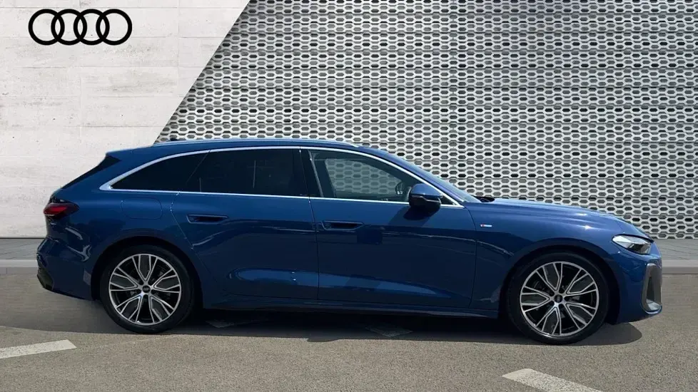 Used Audi A5 Sportback S-Line 204 HP (150 kW) 2025 Blue Hatchback